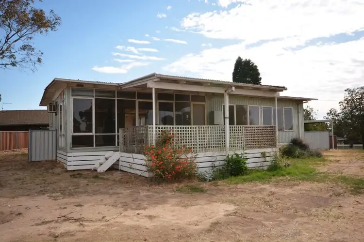 23 Jones St, Stawell VIC 3380