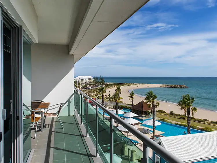 310/16 Dolphin Drive, Mandurah WA 6210