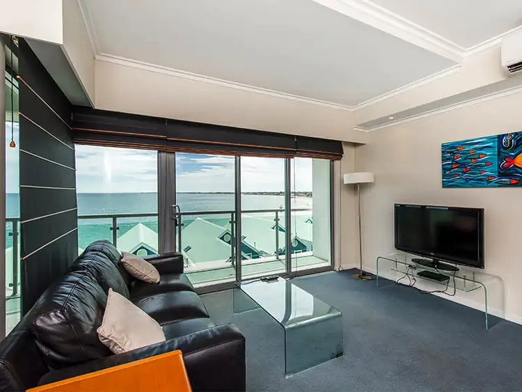 Fourth view of Homely unit listing, 310/16 Dolphin Drive, Mandurah WA 6210