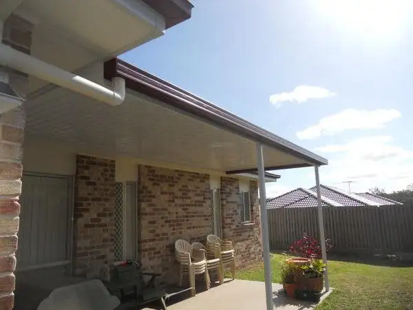 12 Reynolds Close