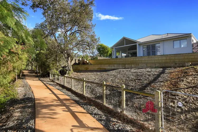 Fourth view of Homely house listing, 7 Wilmot Court, Millbridge WA 6232