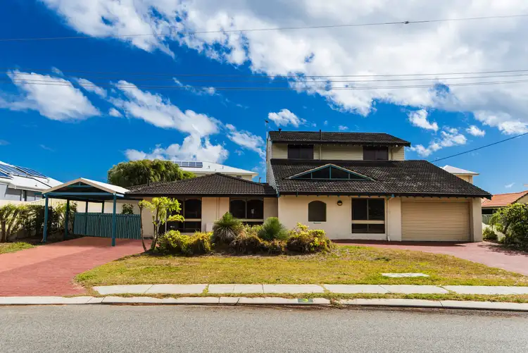 Second view of Homely house listing, 3 Merrifield Place, Mullaloo WA 6027