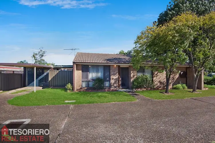 8/3 Woodvale Cl, Plumpton NSW 2761