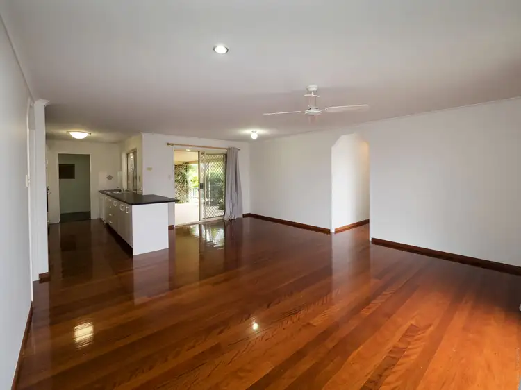 27 Mcliver St, Kawungan QLD 4655