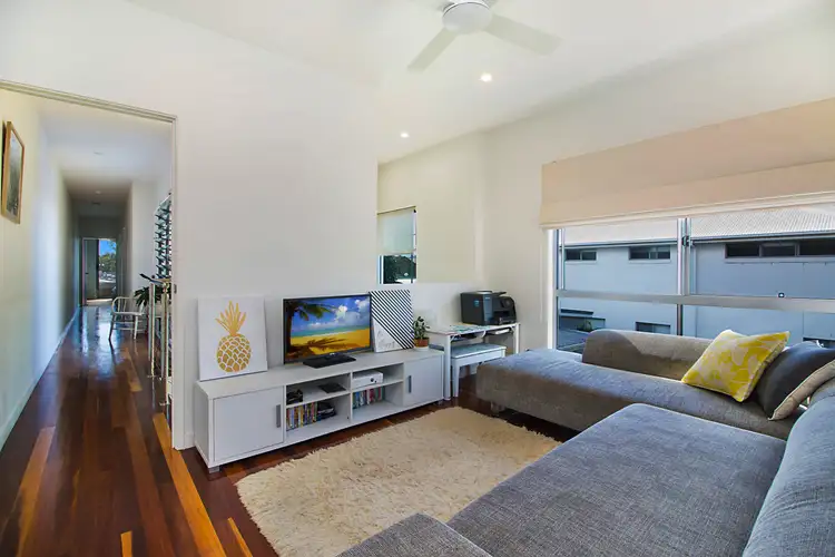 Sixth view of Homely semi-detached listing, 1/38 Twenty Fourth Ave, Palm Beach QLD 4221
