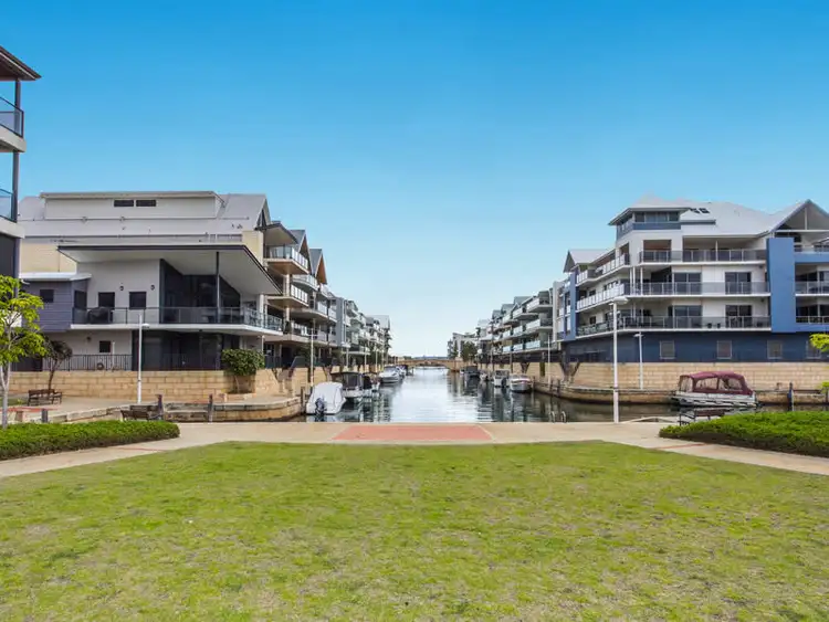 Fifth view of Homely unit listing, 2/2D Treviso Mews, Mandurah WA 6210