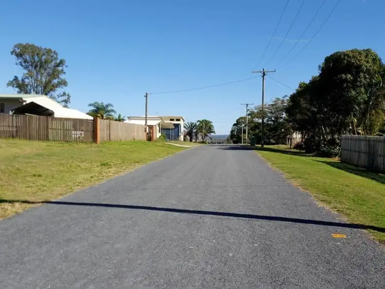 8 Panorama Ave, Russell Island QLD 4184