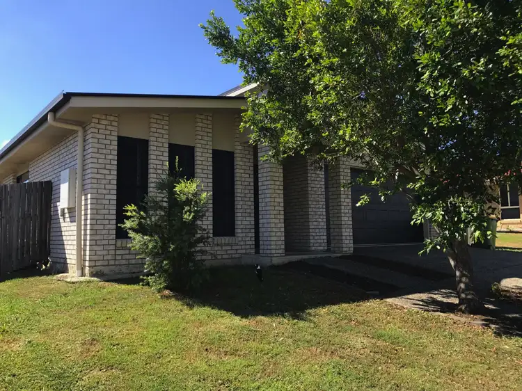 52 Banksia Drive, Raceview QLD 4305