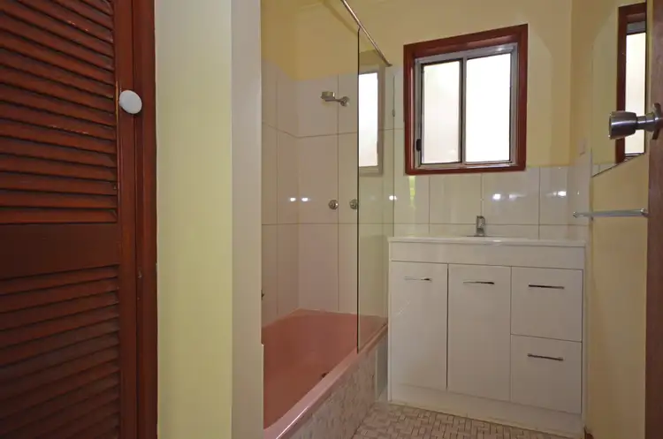 Sixth view of Homely unit listing, 10/25 Somerville St, Flora Hill VIC 3550