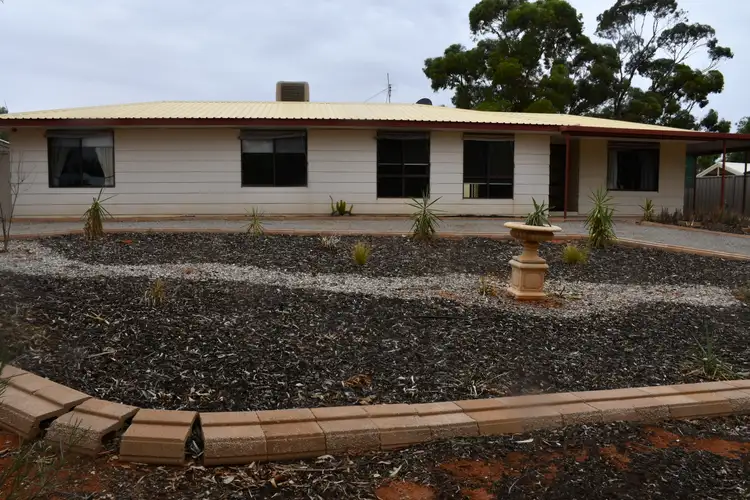 1 Mulgaria CCT, Roxby Downs SA 5725