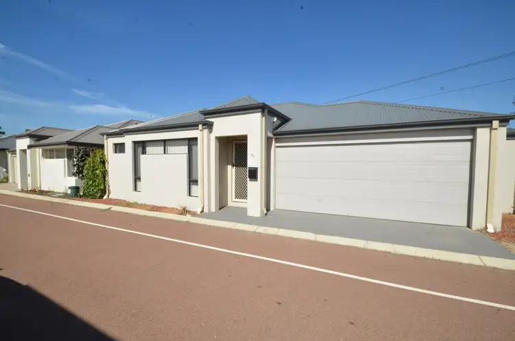 21/121 Eighth Rd, Armadale WA 6112