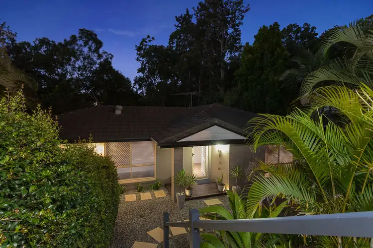 214 Patricks Rd, Ferny Hills QLD 4055