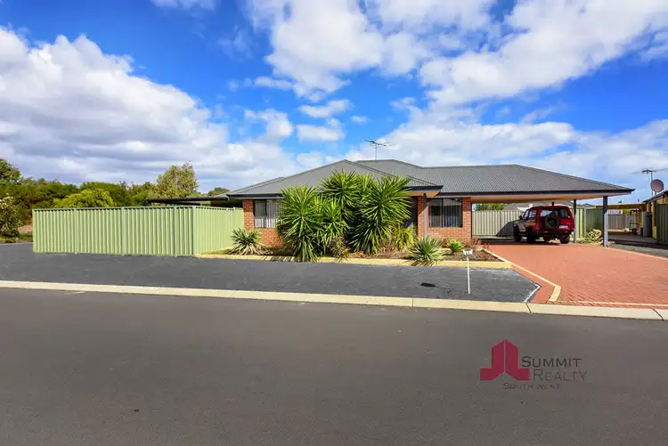 15 Finch Way, Eaton WA 6232