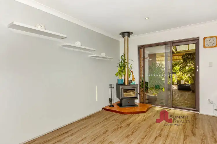 Sixth view of Homely house listing, 8 Stallard Ct, Australind WA 6233