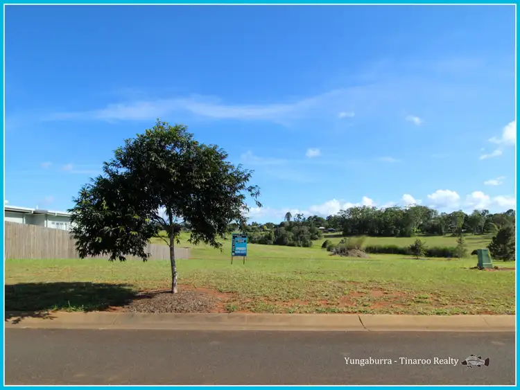 35 Wensley Av, Yungaburra QLD 4884