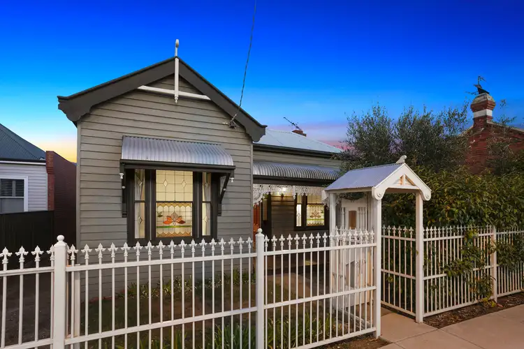 65 Carpenter Street, Quarry Hill VIC 3550