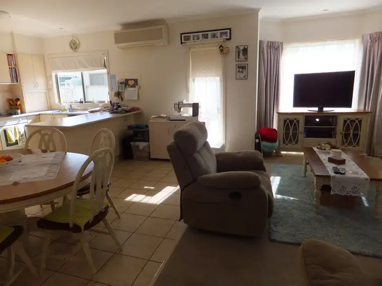 Sixth view of Homely house listing, 1/16 Jennings St, Bairnsdale VIC 3875