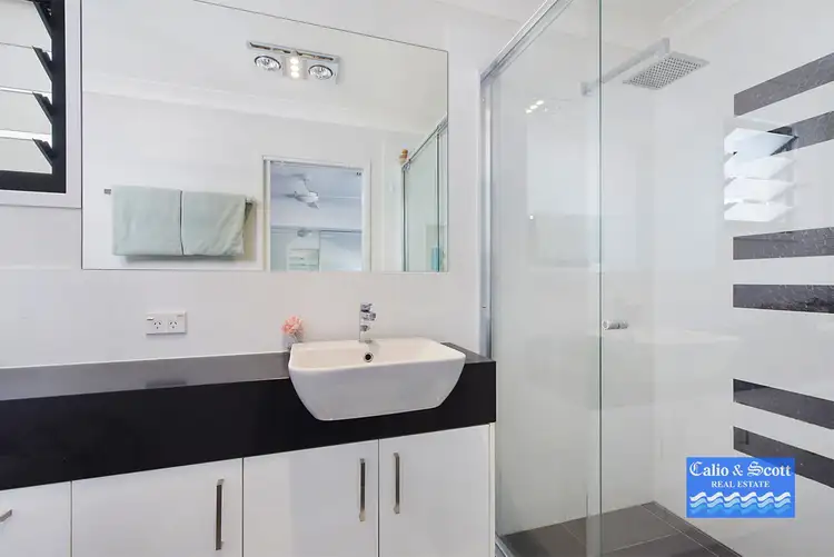 Fifth view of Homely townhouse listing, 3/8 Pashen St, Morningside QLD 4170