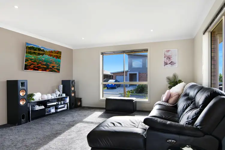 Fifth view of Homely house listing, 33 Elmac Cres, Austins Ferry TAS 7011