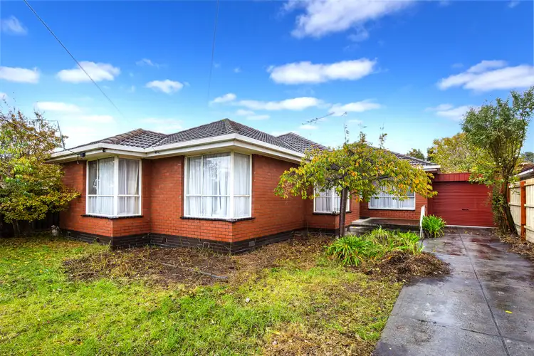 26 Intervale Dr, Avondale Heights VIC 3034