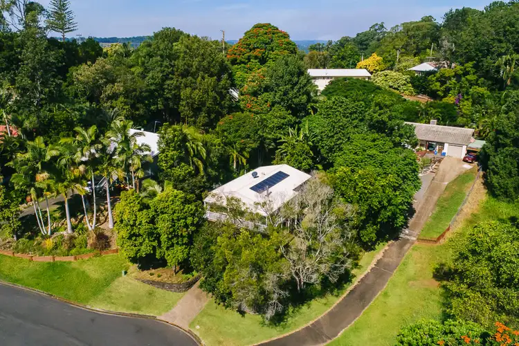 19 Strathford Ave, Nambour QLD 4560