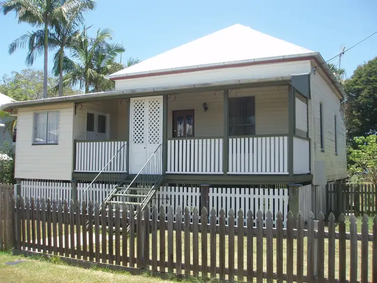 35 Bazaar Street, Maryborough QLD 4650