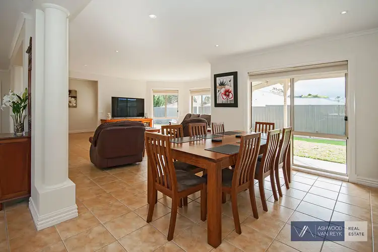 Fifth view of Homely house listing, 5 Howitt Ct, Lindenow VIC 3865