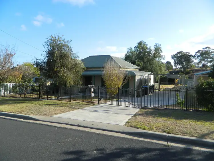 85 Rodgers St, Kandos NSW 2848