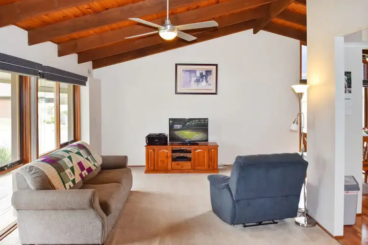 Fifth view of Homely house listing, 3 Lilley Ct, Shepparton VIC 3630