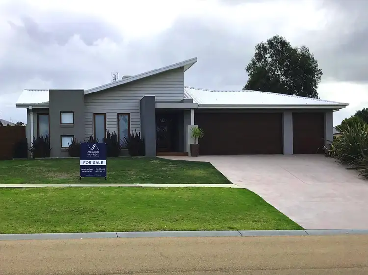 50 Morton Dr, Eastwood VIC 3875