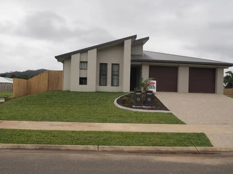 8 Coralli Close