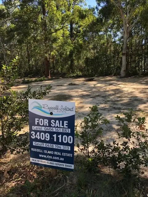 35 COOK AV, Russell Island QLD 4184