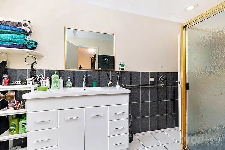 Sixth view of Homely house listing, 1 Farleigh Dr, Willetton WA 6155