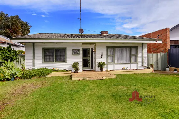 16 Ward St, South Bunbury WA 6230