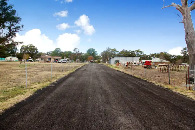 15 Wilkens Street, Uralla NSW 2358