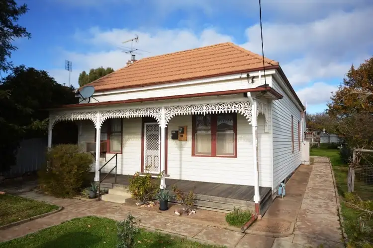 64 Wakeham St, Stawell VIC 3380