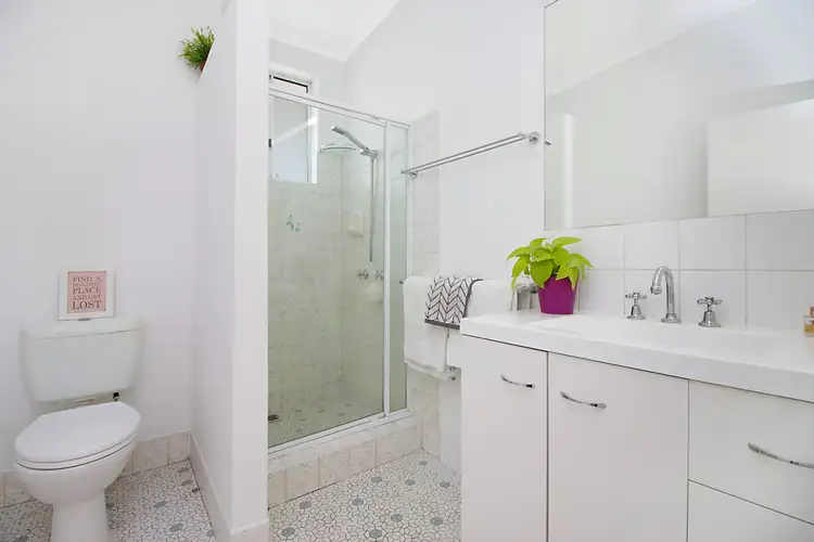 Sixth view of Homely unit listing, 27/8-12 Marine Pde, Miami QLD 4220