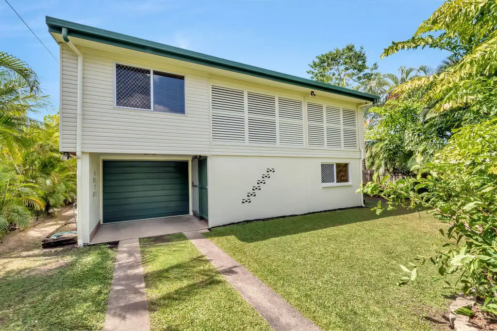 Main view of Homely house listing, 19 Blantyre Cl, Manunda QLD 4870