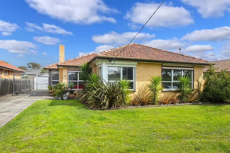 103 Military Rd, Avondale Heights VIC 3034