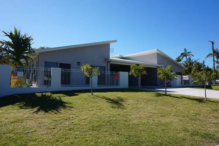 1/14 Spectrum Street, Rainbow Beach QLD 4581