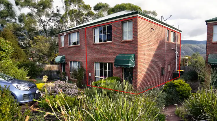Main view of Homely townhouse listing, 2/4 Mowbray Ct, Lenah Valley TAS 7008