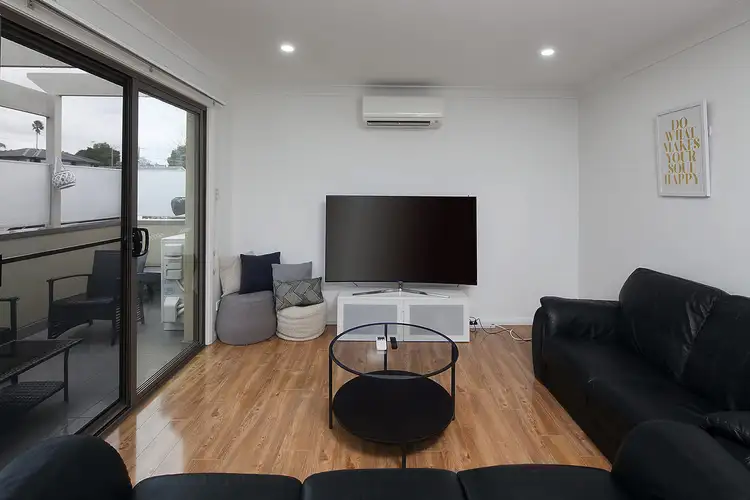 Third view of Homely apartment listing, 6/34-36 Hawthorn Road, Doveton VIC 3177