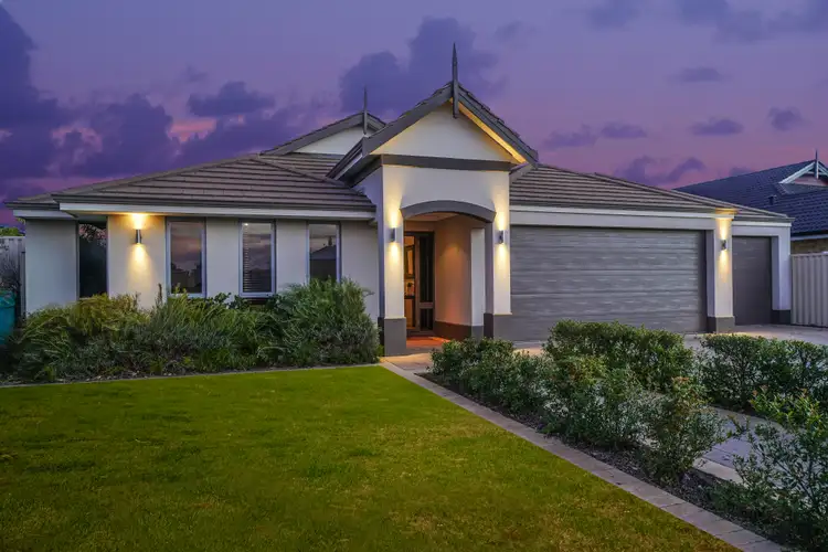 30 Liriope Pkwy, Sinagra WA 6065