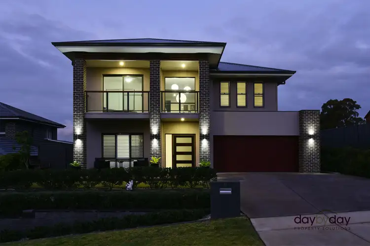 11 Sabre Cl, Fletcher NSW 2287