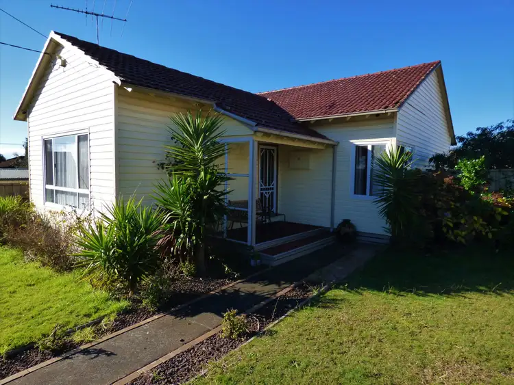 1 Staff St, Moe VIC 3825