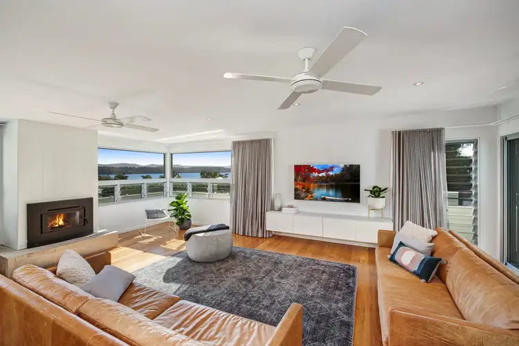 6 Peter St, Valentine NSW 2280