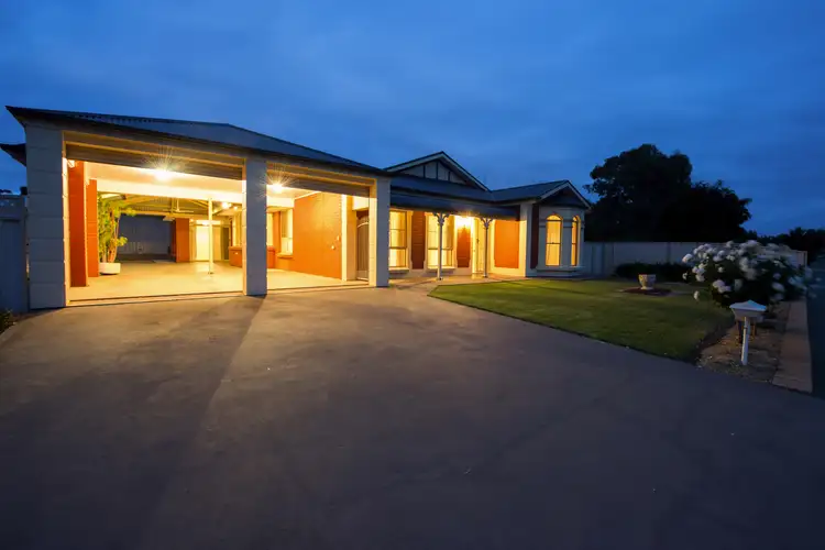 1A Clifton Rd, Jamestown SA 5491