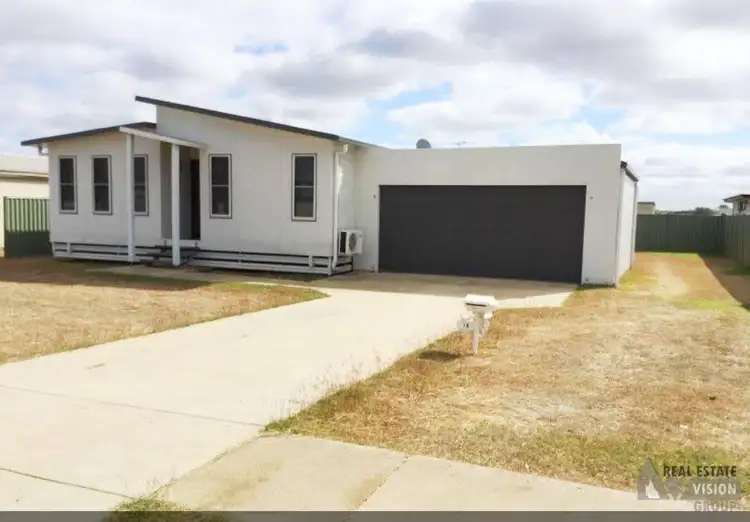 16 Hunter St, Blackwater QLD 4717