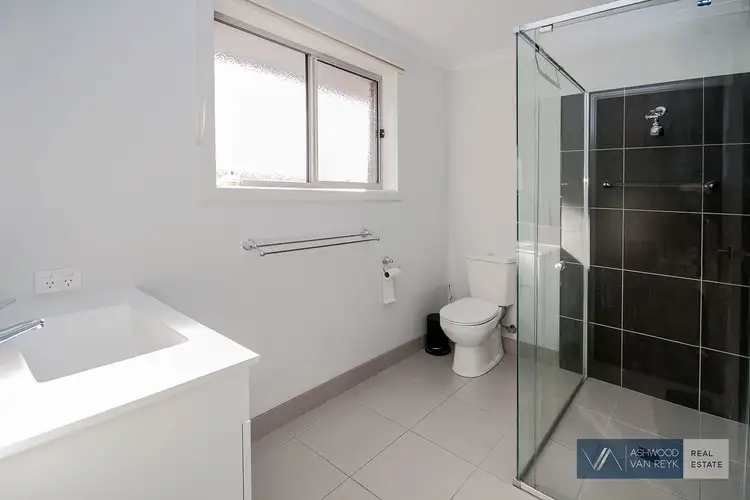 Fifth view of Homely townhouse listing, 1/30 Ross St, Bairnsdale VIC 3875