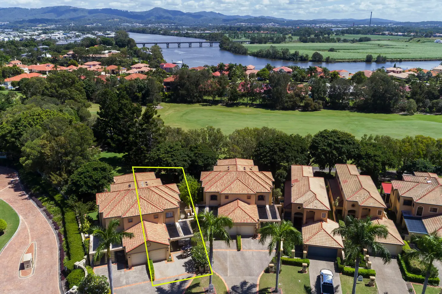 Main view of Homely townhouse listing, 3202 Palladian Dr, Hope Island QLD 4212